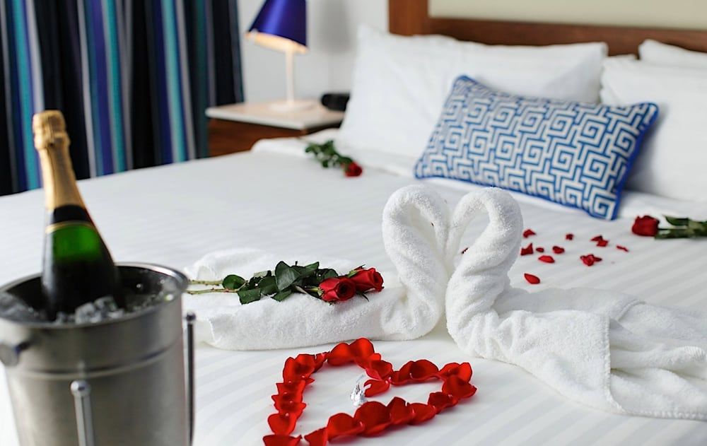 Hotel Mykonos Panama Room, 1 King Bed 3