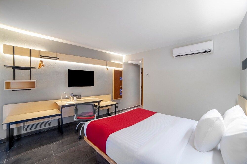 City Express by Marriott Salina Cruz Room, 1 Queen Bed 5