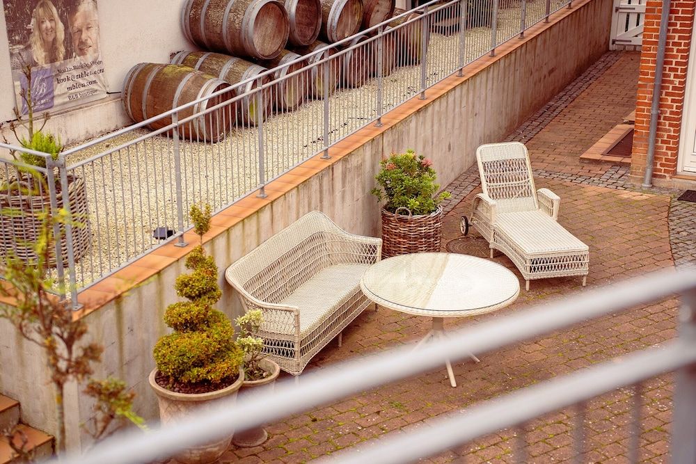 Boutique Hotel Postgården Deluxe Triple Room, 1 Bedroom, Kitchenette 7