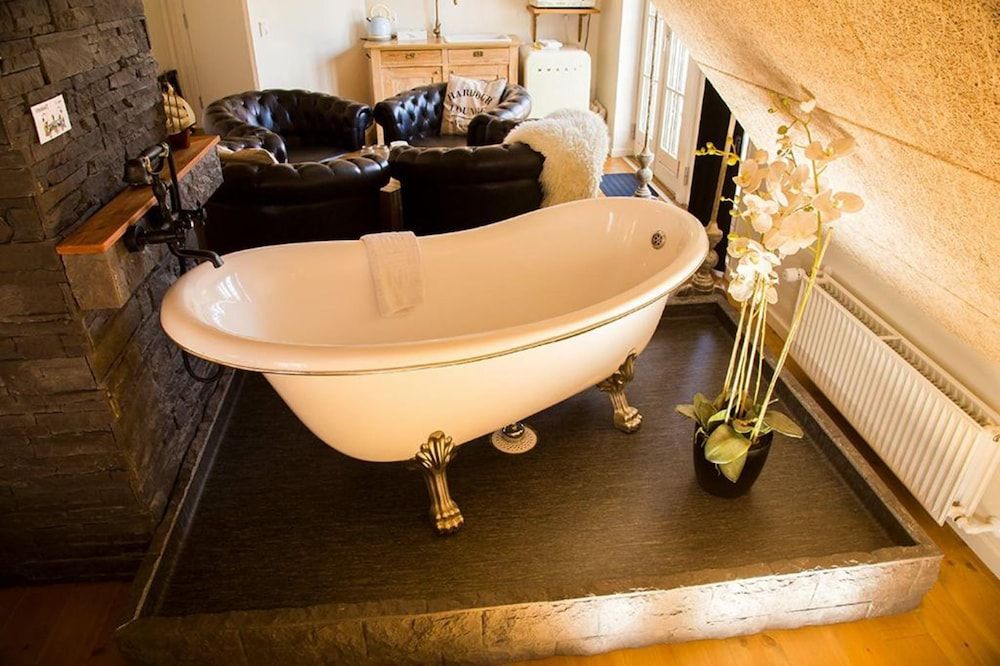 Boutique Hotel Postgården Deluxe Triple Room, 1 Bedroom, Kitchenette 11