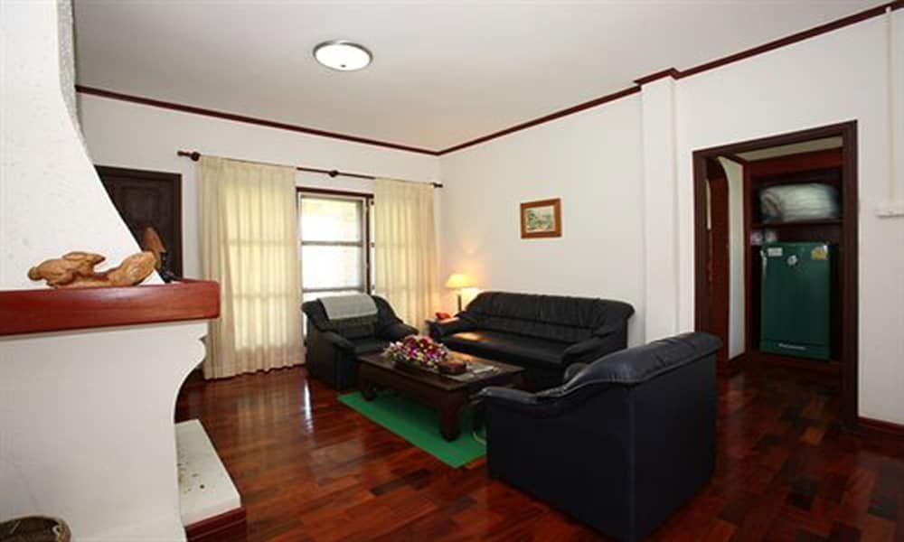 Vansana Plain of Jars Hotel Deluxe Double Room 4