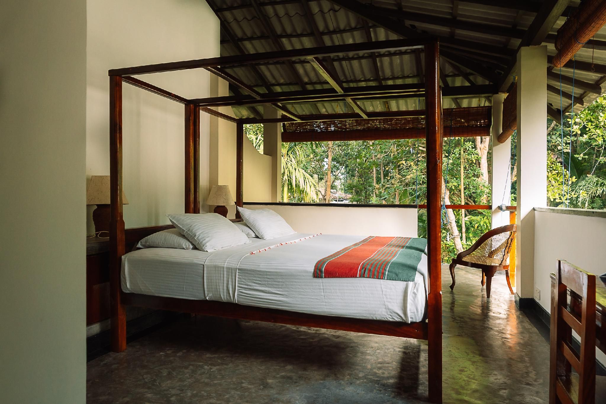 Deluxe - First Floor