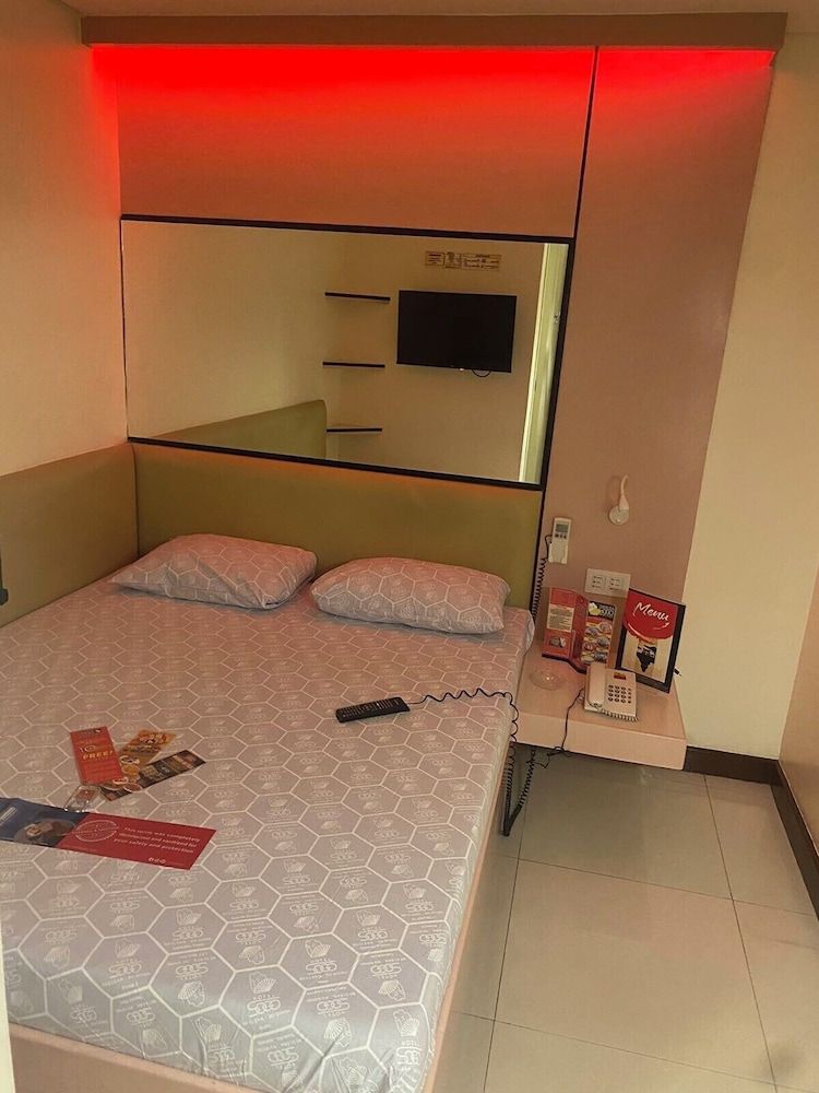 Hotel Sogo Bacoor Premium Room, 1 Double Bed 2