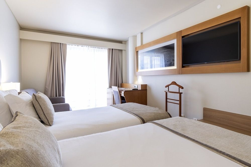 The Azoriani Boutique, Ascend Hotel Collection Standard Twin Room 6