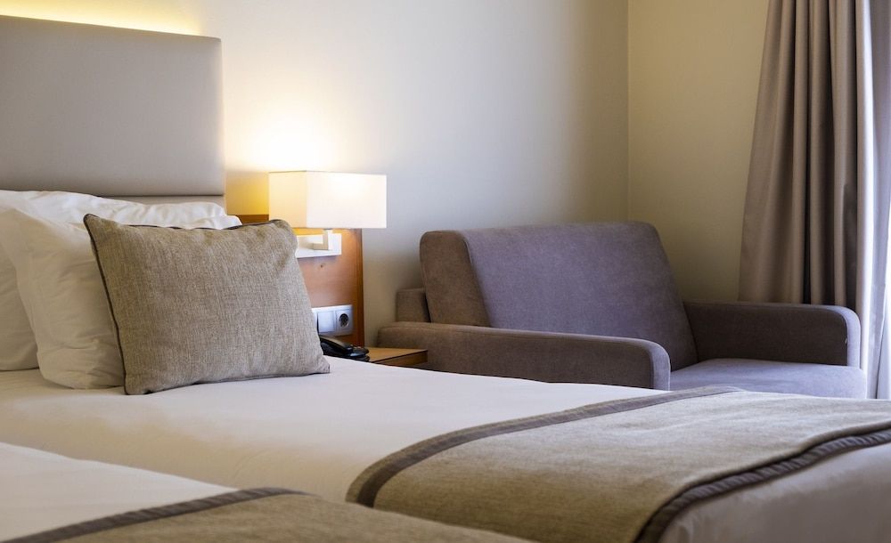 The Azoriani Boutique, Ascend Hotel Collection Standard Twin Room 9