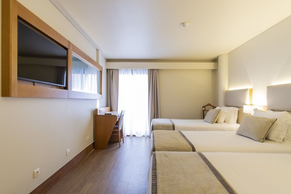 The Azoriani Boutique, Ascend Hotel Collection Standard Twin Room 2