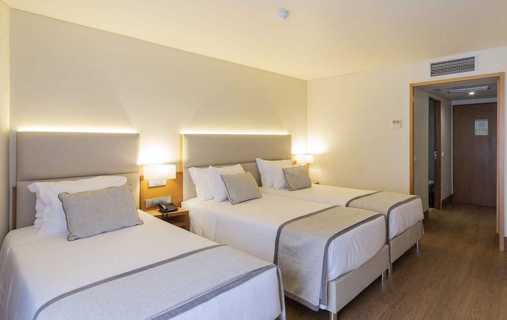 The Azoriani Boutique, Ascend Hotel Collection Standard Twin Room 7