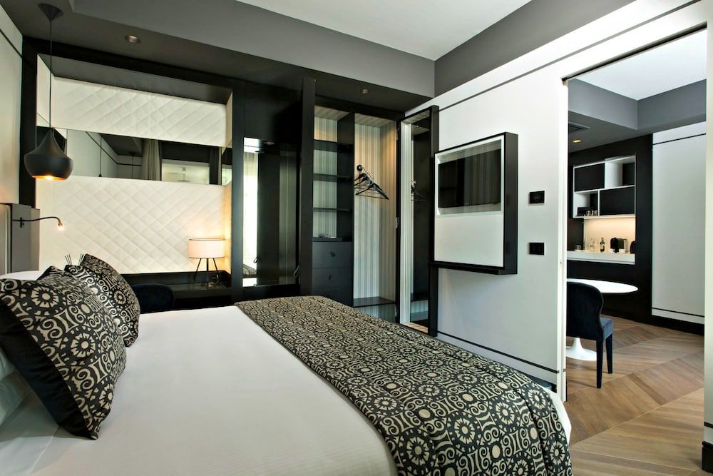 undefined Corso 281 Luxury Suites Roma 5