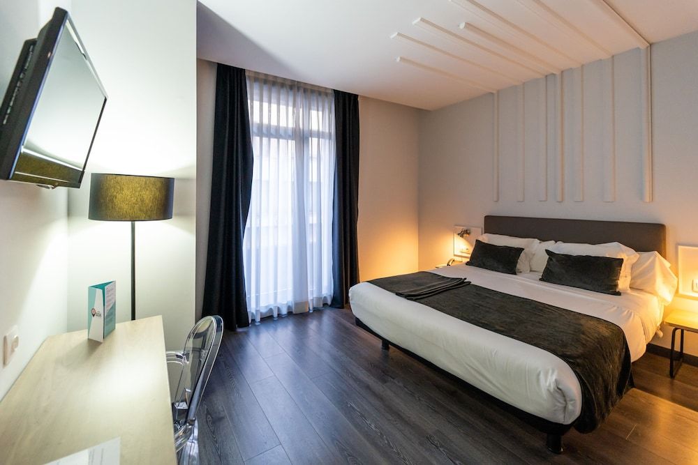 Lux Santiago Hotel Double Room 8