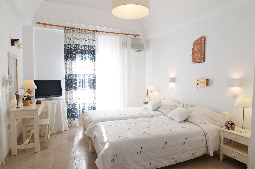 Matina Hotel Standard Room 5