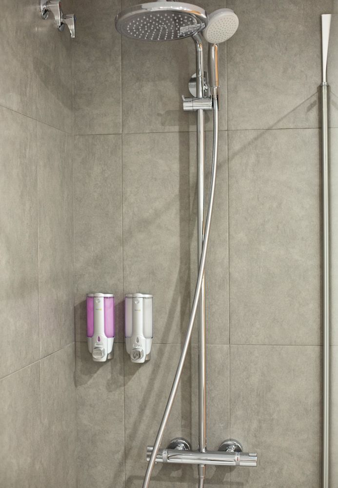 Hotel Baviera Standard Room 13