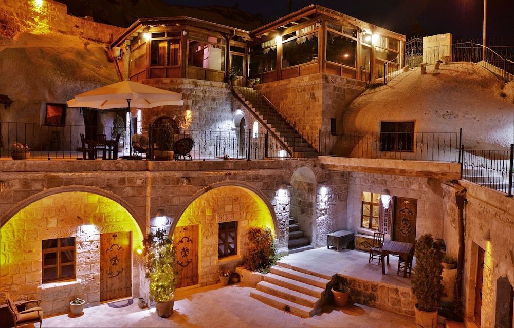 undefined Grand Cave Suites 9