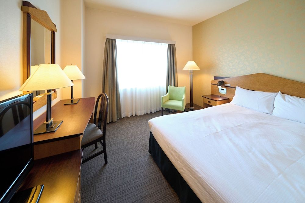 Small Double Room (Non Smoking)