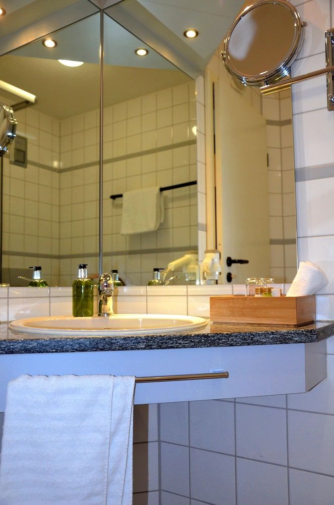 Astralis Hotel Domizil Standard Single Room 9