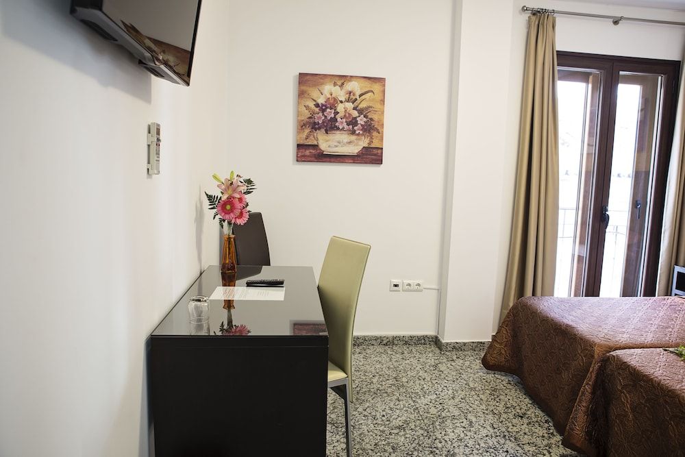 Hotel de los Faroles Standard Double or Twin Room 7