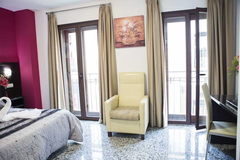 Hotel de los Faroles Standard Double or Twin Room 6