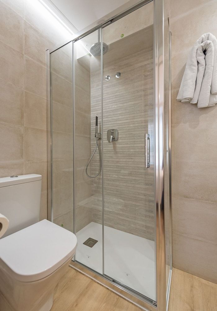 Hostal La Lonja Double Room 8