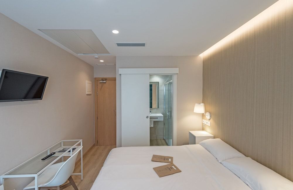 Hostal La Lonja Double Room