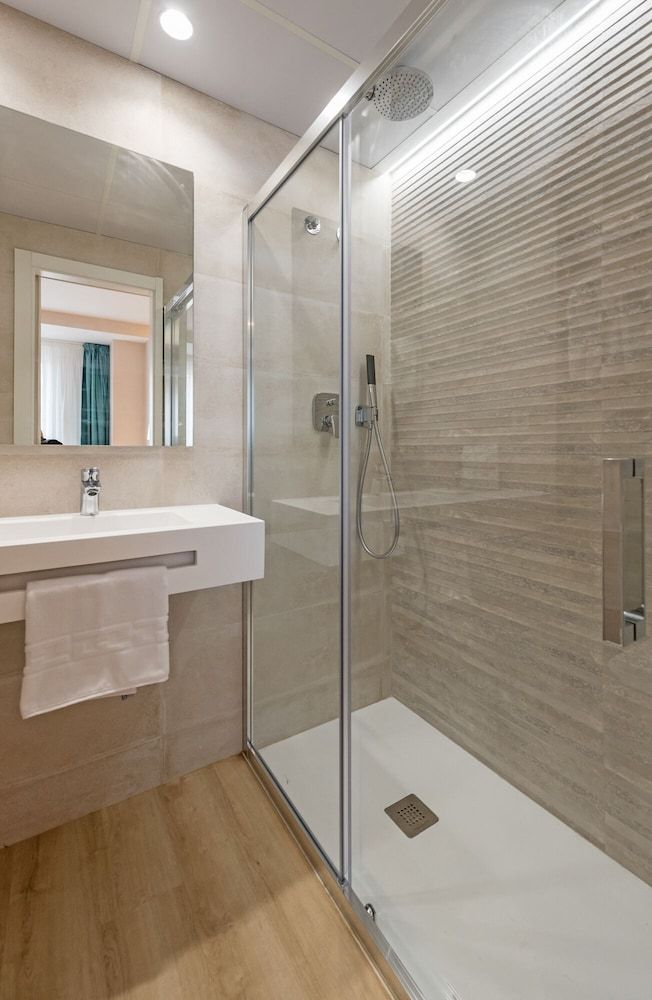 Hostal La Lonja Double Room 9