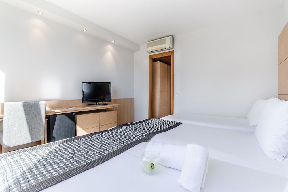 Exe Campus Triple Room 7