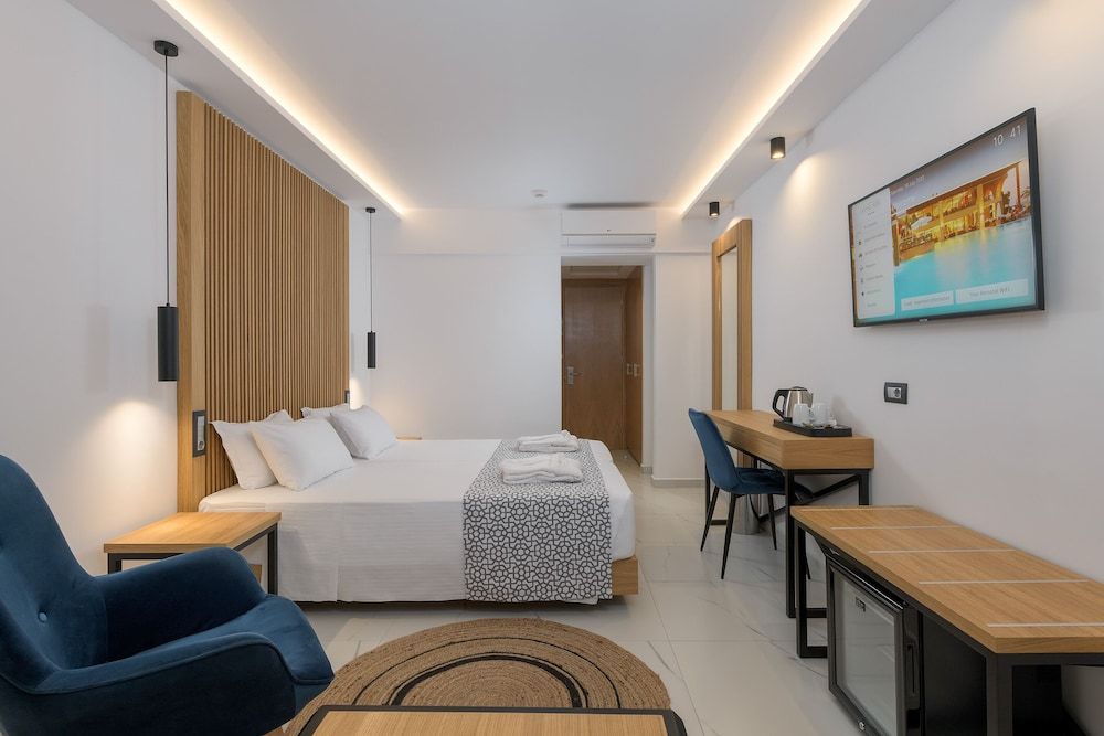 Superior Double or Twin Room, Sea View