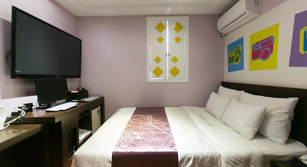 Fox Motel Standard Room 5