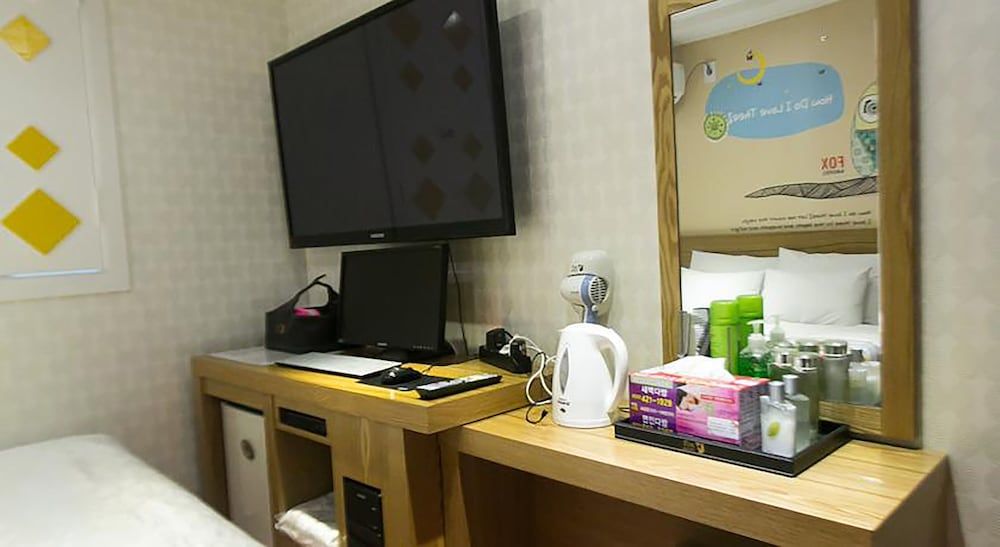 Fox Motel Standard Room 10