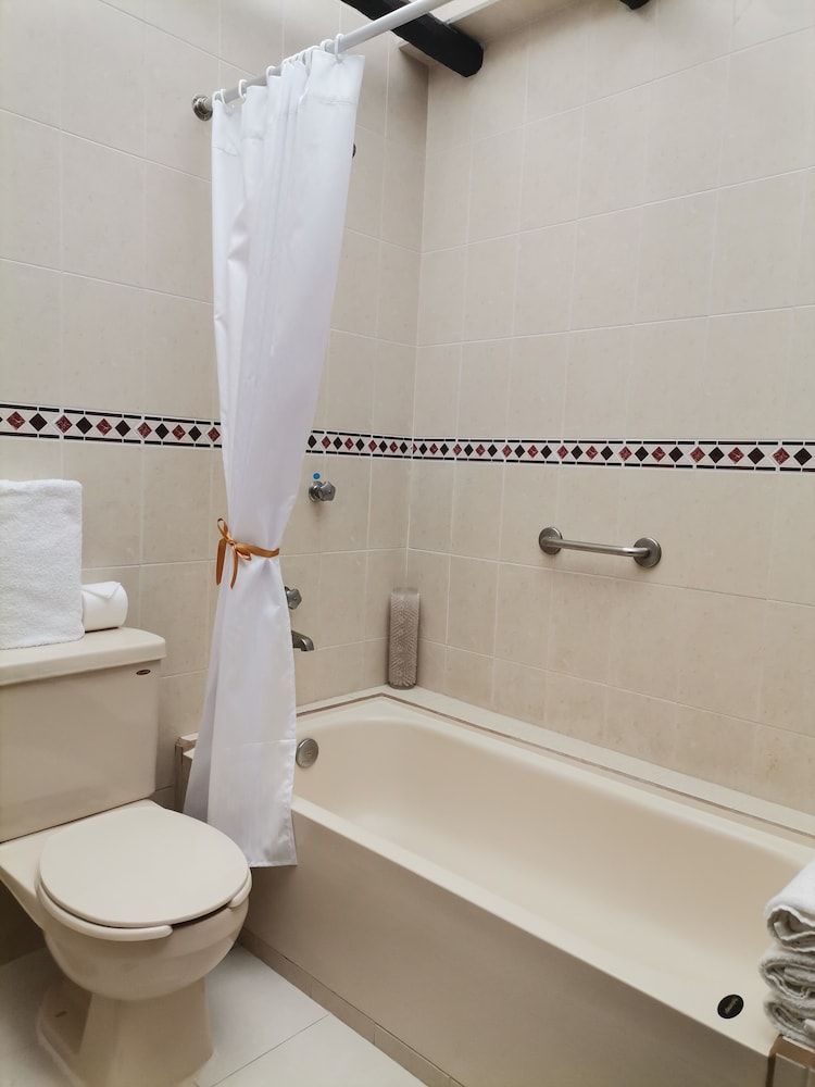 Posada Real de Chiapas Suite, 1 King Bed (Master) 3