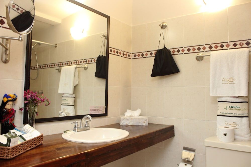 Posada Real de Chiapas Junior Suite, Multiple Beds 3