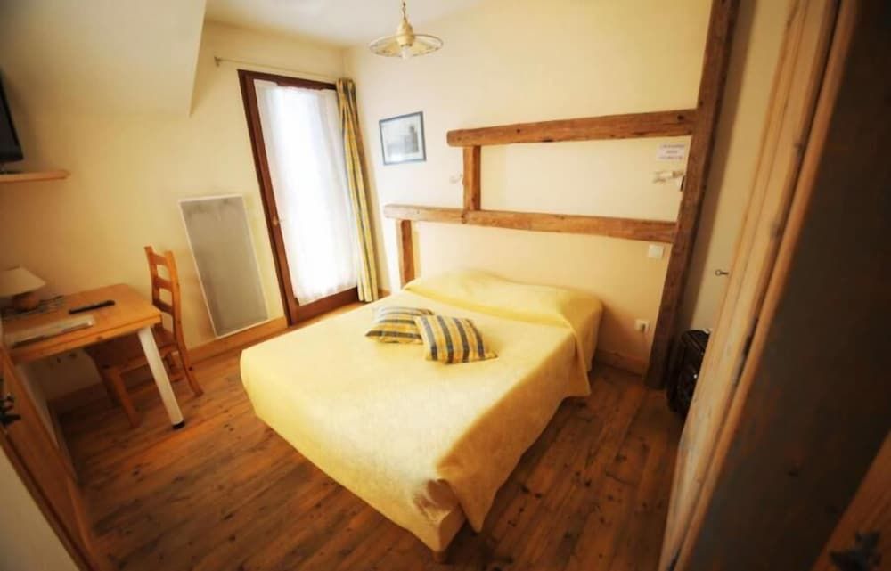 Double or Twin Room, Bathtub