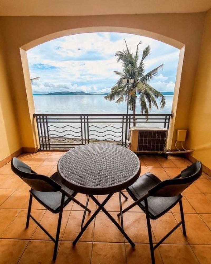 Club Balai Isabel Hotel Lakefront Family Room 2