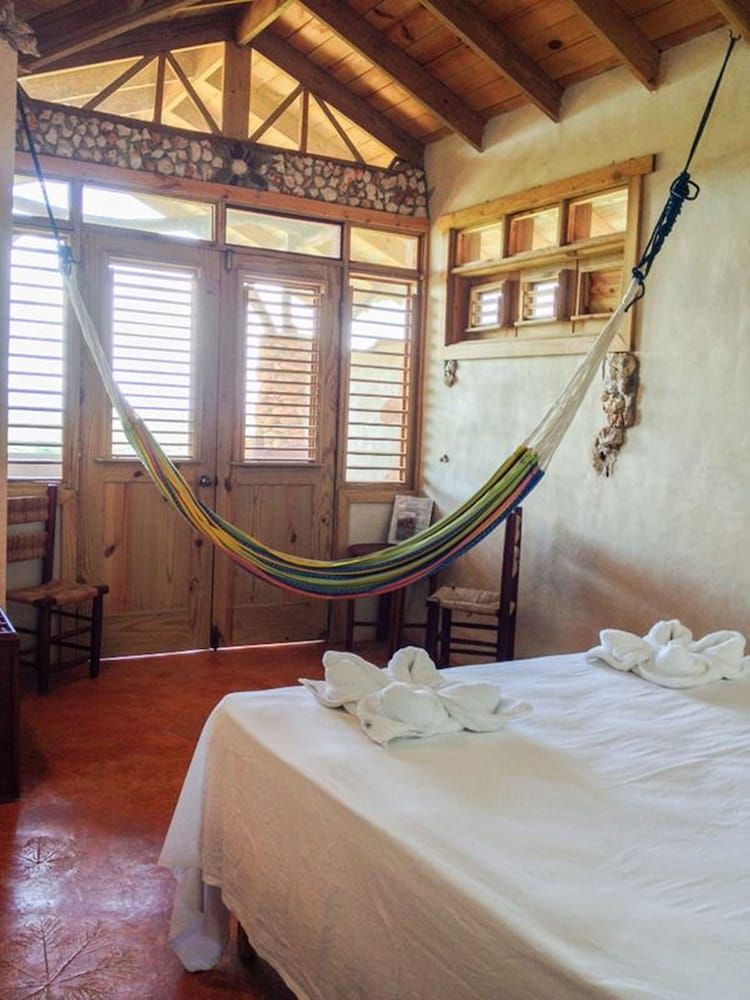 Altos de Caño Hondo Deluxe Double Room Single Use, 1 King Bed, Balcony, Bay View 6