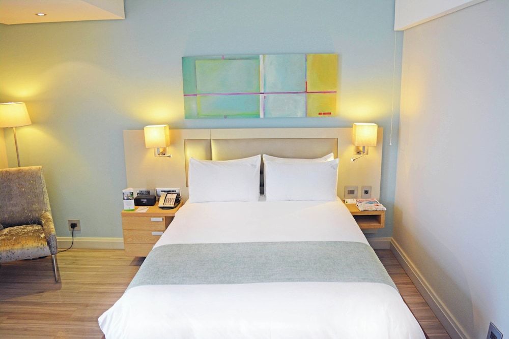 Standard Room, 1 Queen Bed, Accessible
