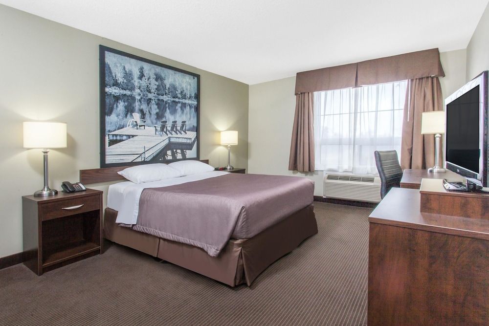 Business Room, 1 Queen Bed, Non Smoking