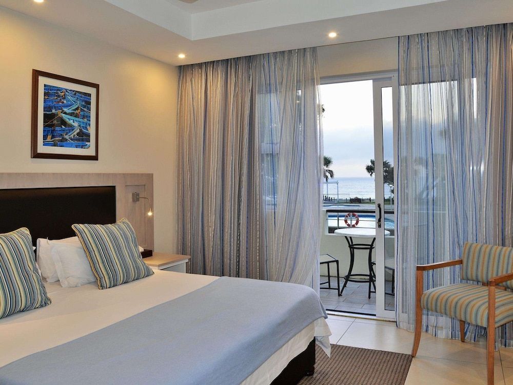 Blue Marlin All-Inclusive Seascape by Dream Resorts Family Room 9