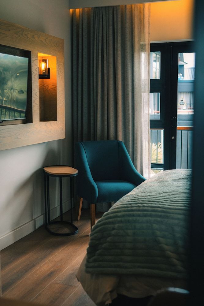 Emerald Resort & Casino Wheelchair Accessible Room 4