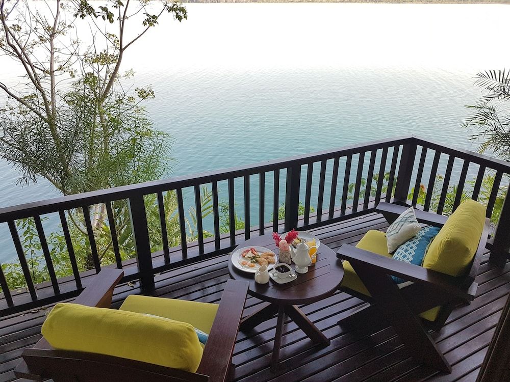 Bolontiku Boutique Hotel, Member of the Cayuga Collection Lake View Jr Suite Queen 4