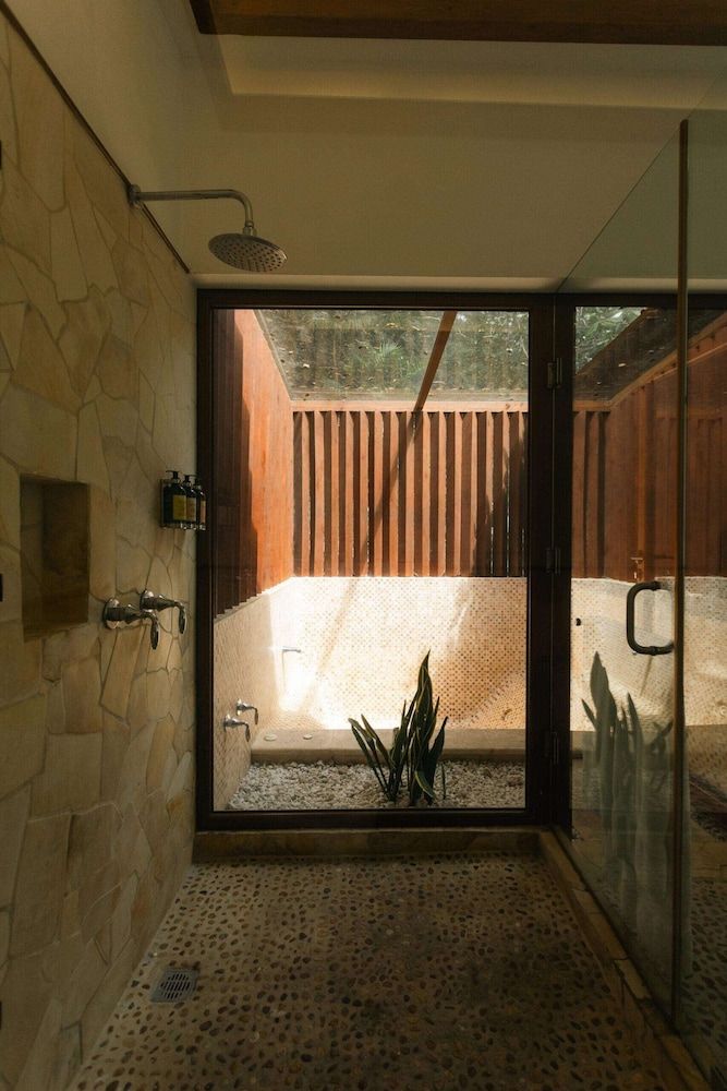 Bolontiku Boutique Hotel, Member of the Cayuga Collection Lake Breeze Suite Queen 3