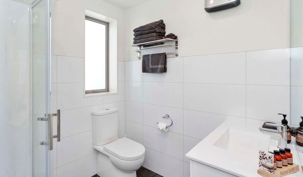 Rolleston Highway Motel 2 Bedroom Apartment - 2 King Beds 3