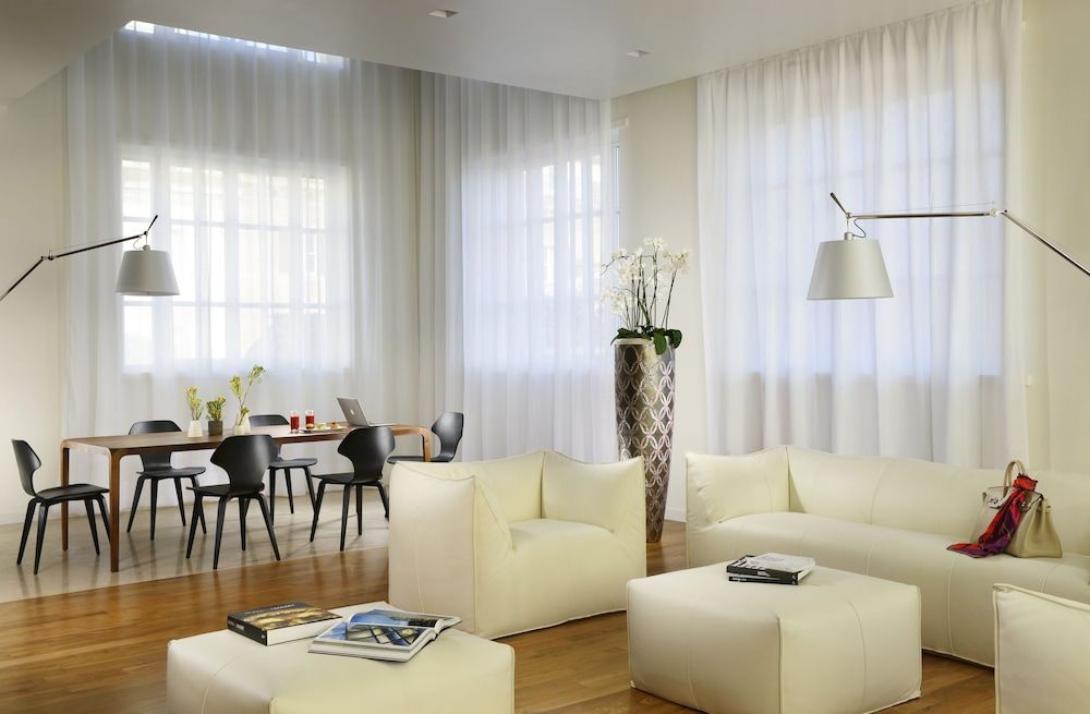 undefined Palazzo Montemartini Rome, A Radisson Collection Hotel 10