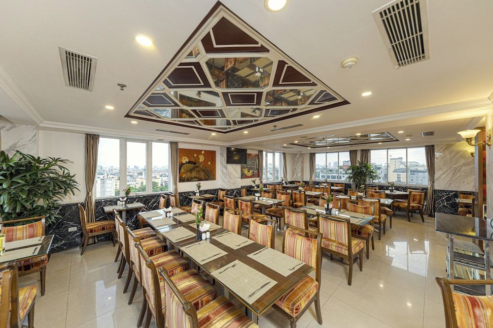 undefined Chalcedony Grand Hotel 4