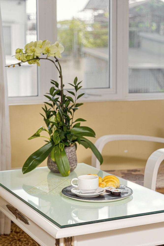 undefined Chalcedony Grand Hotel 9