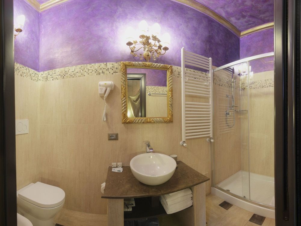Antica Dimora Delle Cinque Lune Standard Double Room 7