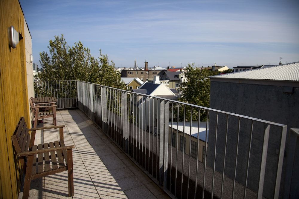 Planet Apartments Superior Penthouse, Ocean View, Oceanfront 5