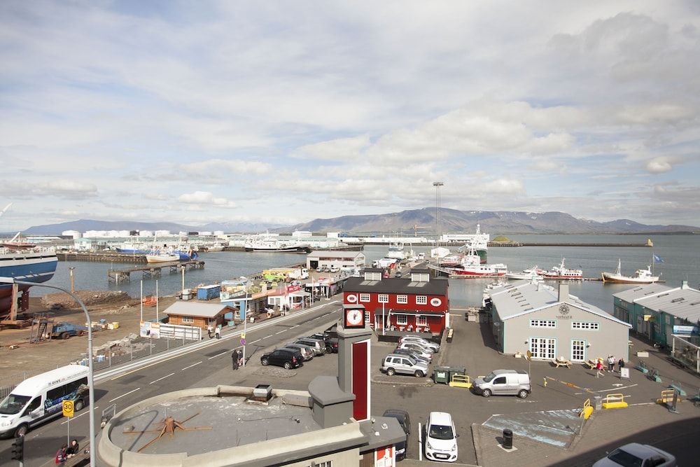 Planet Apartments Premium Sea view Apartment with balcony - free parking 7