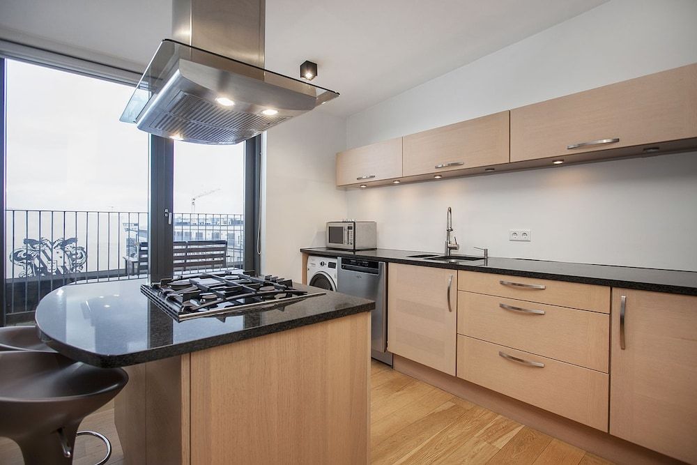 undefined Planet Apartments 6