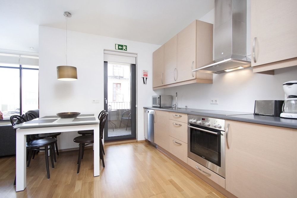 undefined Planet Apartments 8