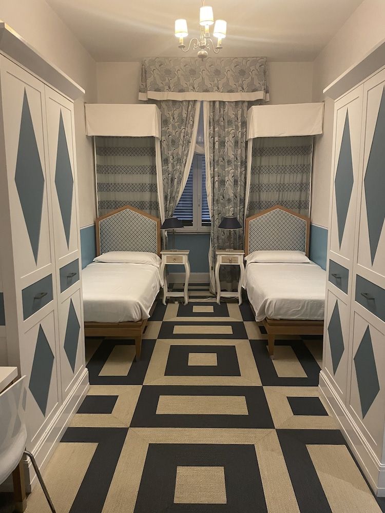 Piazza di Spagna Prestige Deluxe Double or Twin Room (Suite Pantheon Via della Croce 33) 4