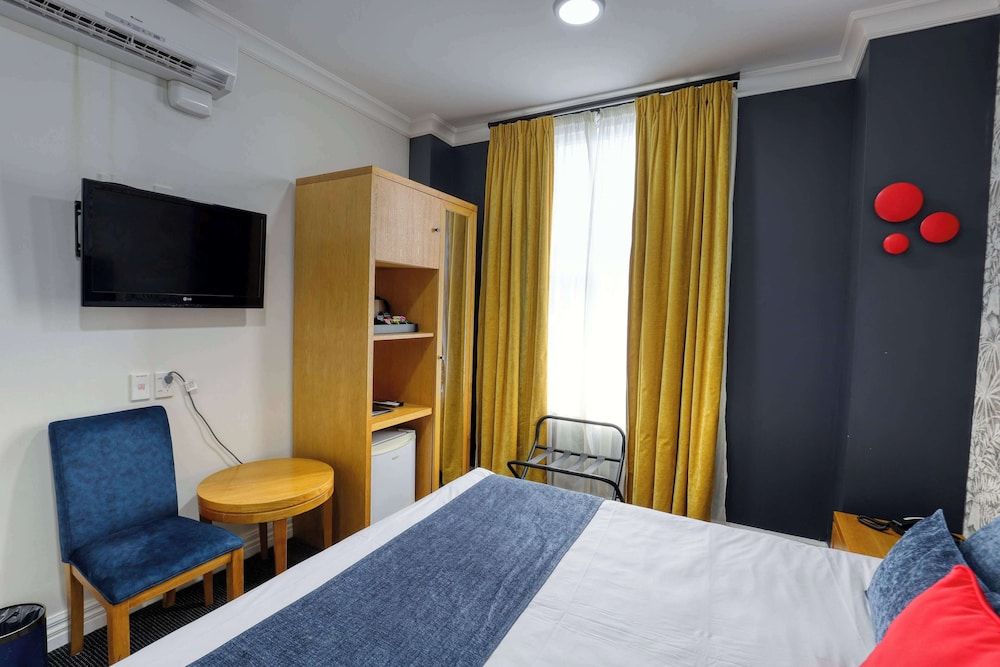 Superior Room, 1 King Bed, Non Smoking