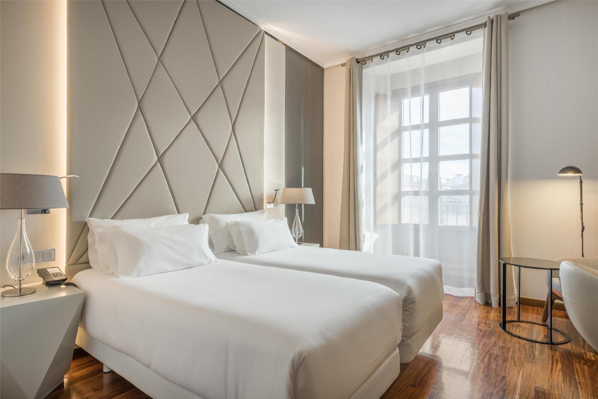 NH Collection Salamanca Palacio de Castellanos Superior Room with View